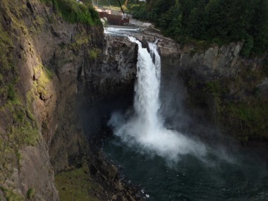 Snoqualmie Falls.-© www.webbloggirl.com