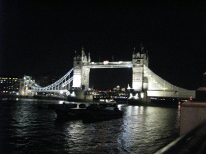 Tower Bridge-© www.webbloggirl.com